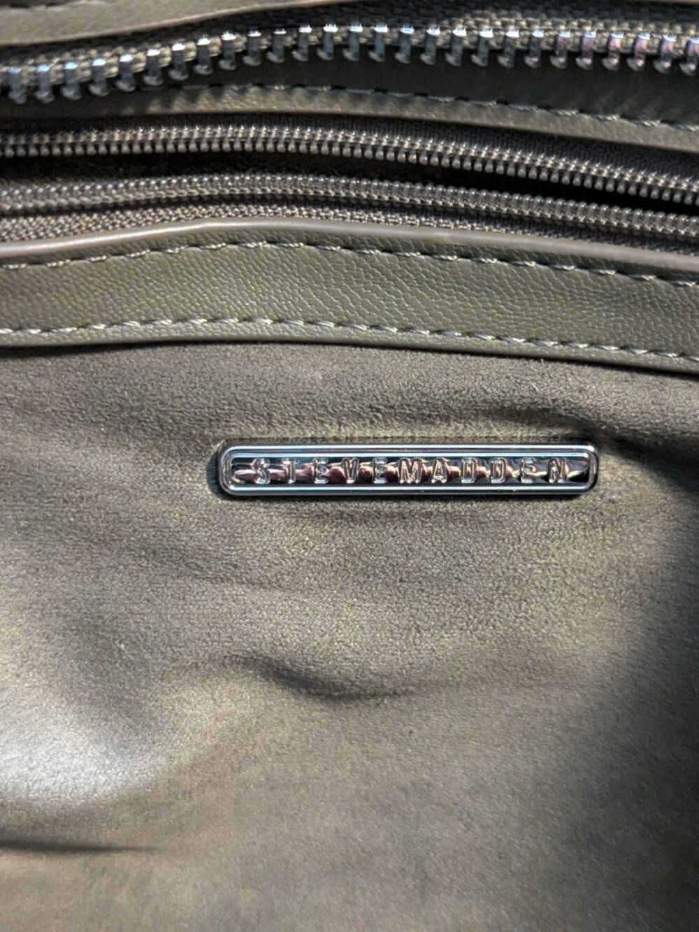 Steve Madden Olive Green BBreggy Shoulder Bag - Picture 4 of 6